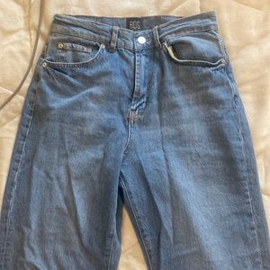BDG (from Urban Outfitters) High Wasted Stretch, Cowboy Jeans Sz 28. Never Worn!
